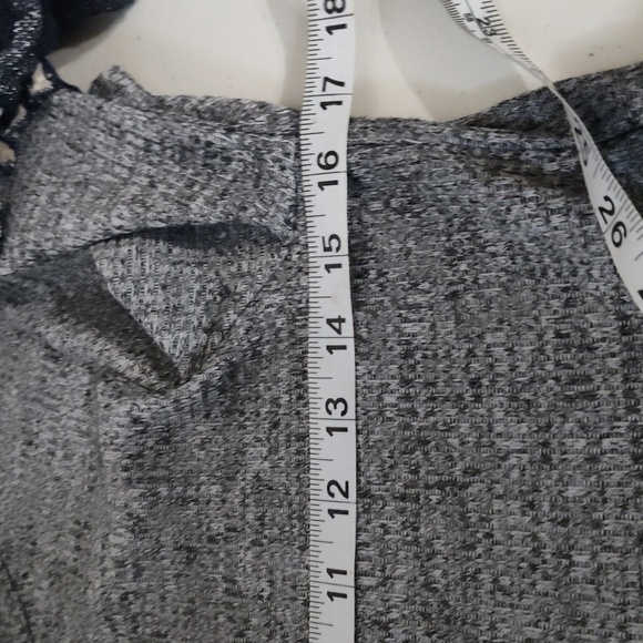 THML Long Sleeve Gray Boho Blouse polka dot stripe Bell sleeves size small - Picture 7 of 7